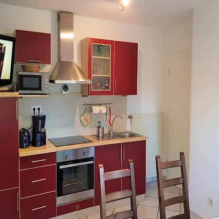 In Strandnaehe, Cleaning Included Apartamento Zierow